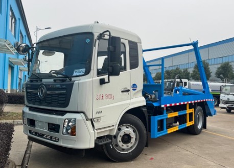 東風天錦擺臂式垃圾車 東風天錦擺臂式垃圾車
