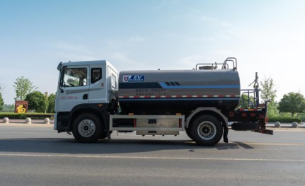 �|�L�A��12����늄Ӟ�ˮ܇_�P���LKLF5186GPSBEV�ͼ�늄ӾG������܇